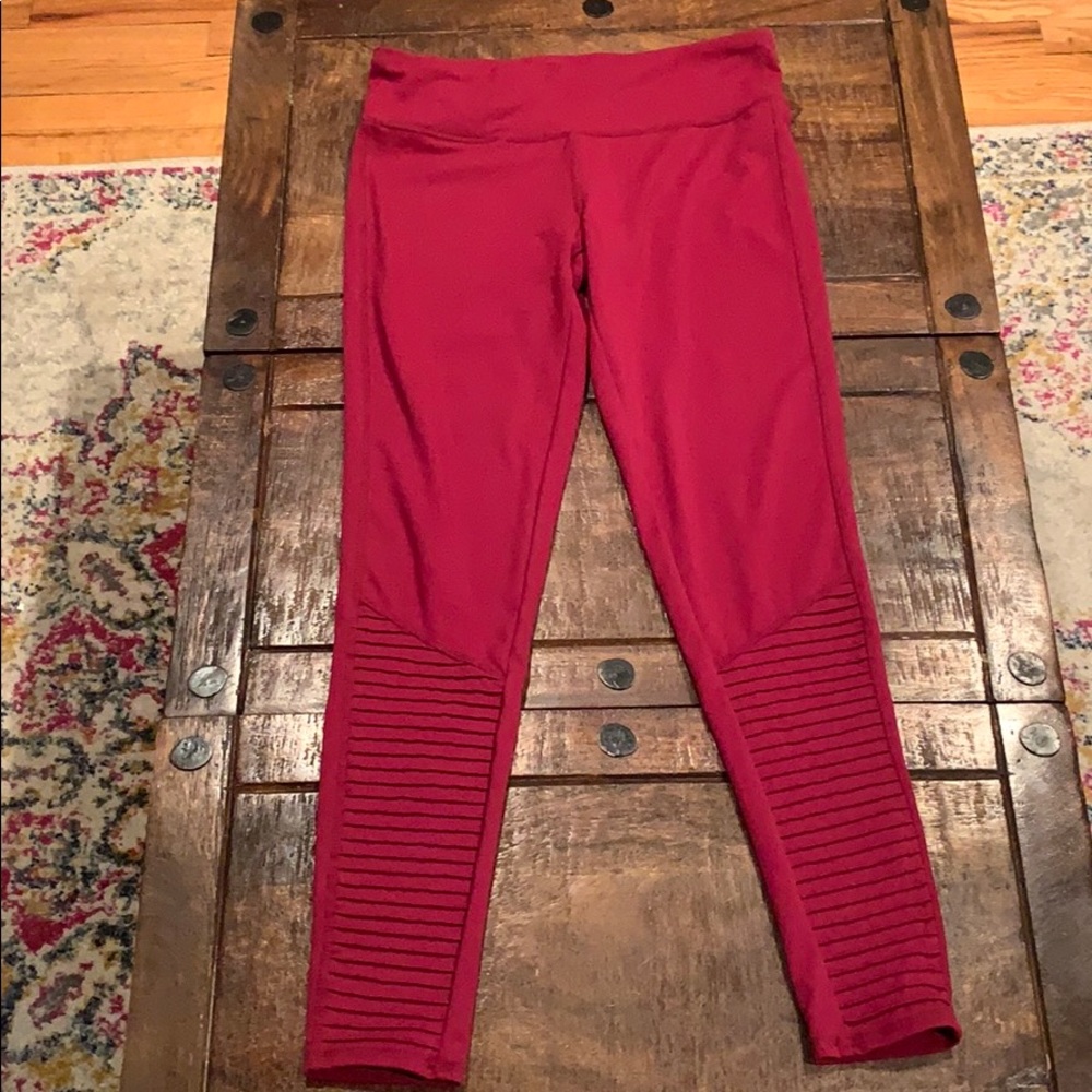 Threads 4 thought moto leggings